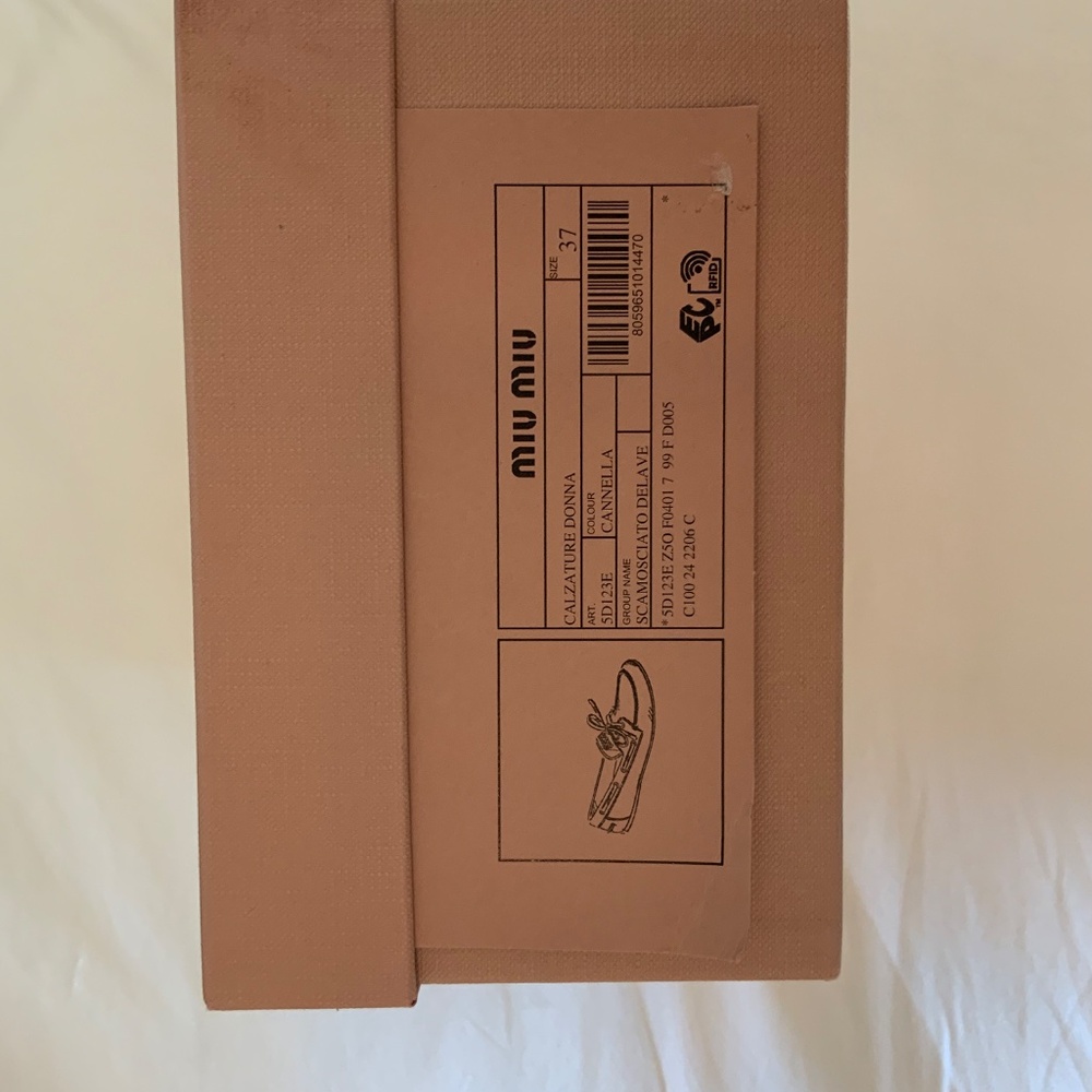 Miu Miu faded unlined suede loafers - Picture 8 of 9